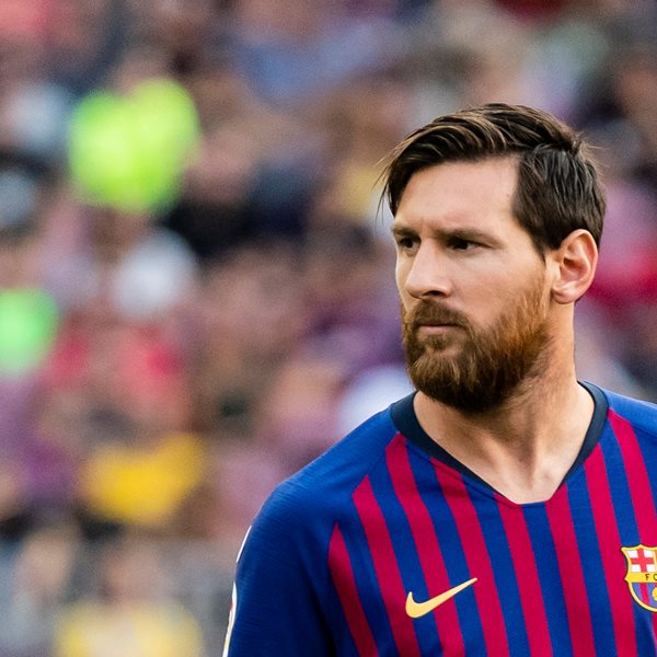 Γιατί ο Lionel Messi έμεινε τελικά στην Μπαρτσελόνα