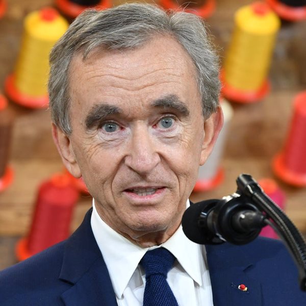 O Bernard Arnault γίνεται όλο και πιο πλούσιος