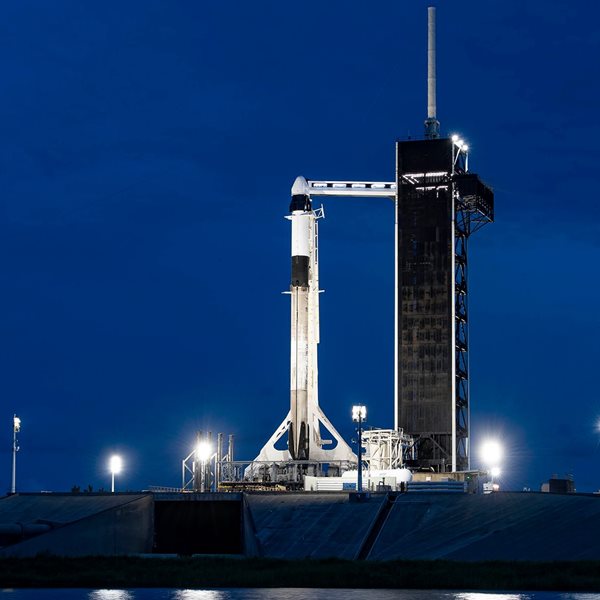 Η SpaceX μόλις έγραψε διαστημική ιστορία