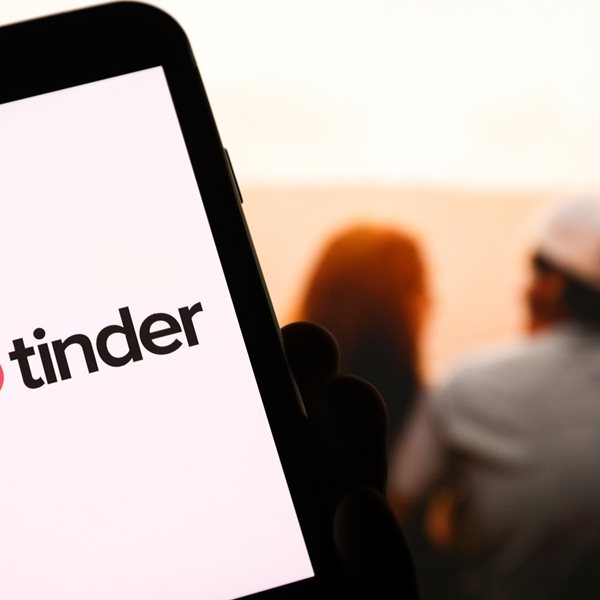 470 ευρώ χρειάζεσαι για να βρεις τον έρωτα της ζωής σου στο Tinder