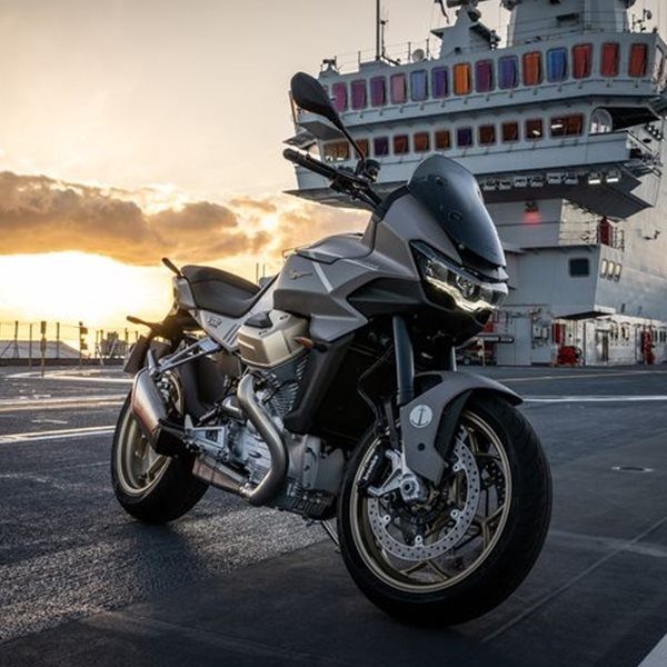 Νέο Moto Guzzi, βγαλμένο από τους αιθέρες