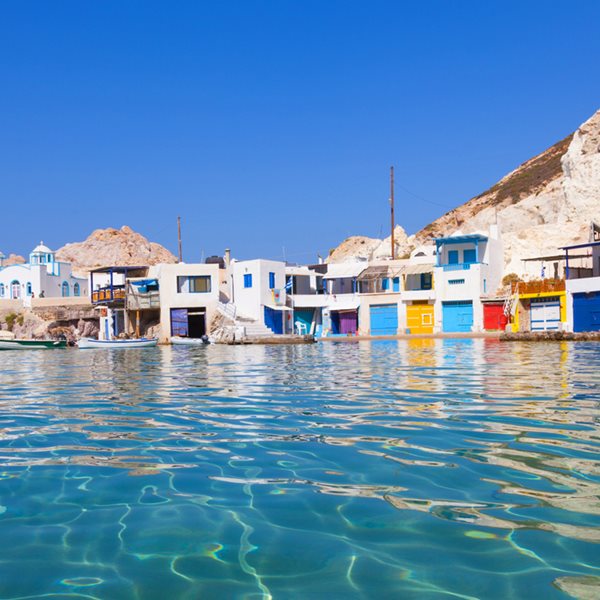 Γιατί όλοι ερωτεύτηκαν την Μήλο