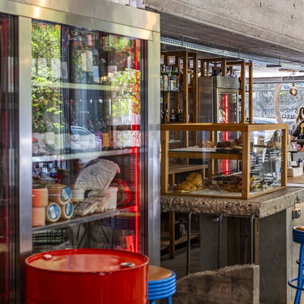 To Walk In ίσως είναι το επόμενο σπουδαίο μπαρ της Αθήνας