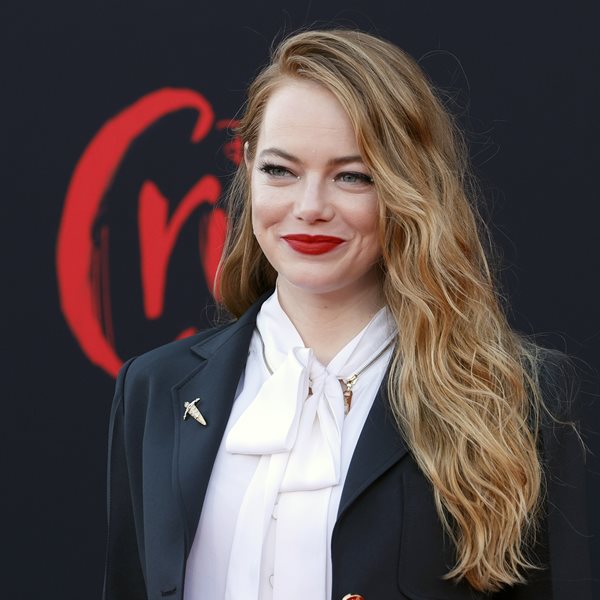 O viral χορός της Emma Stone στη νέα ταινία του Γιώργου Λάνθιμου