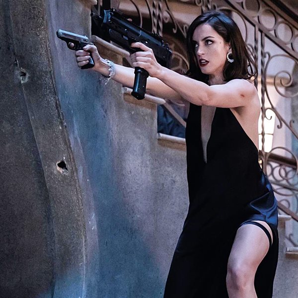 Η Ana De Armas είναι το διαφορετικό Bond girl που είχαμε ανάγκη