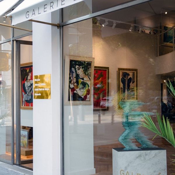 Η νέα Galerie Lefakis μόλις αναδύθηκε στο νησί της Αφροδίτης