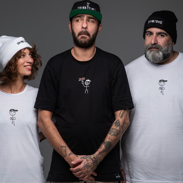 Hustler: Το νέο fashion brand που γεννήθηκε μέσα στο lockdown