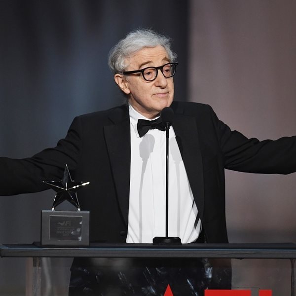 O Woody Allen αποσύρεται από τον κινηματογράφο