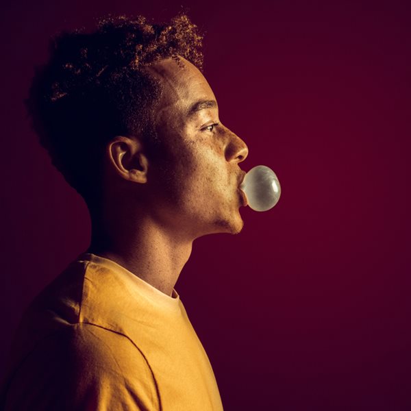 Πειραματική τσίχλα εναντίον κορονοϊού στο σάλιο