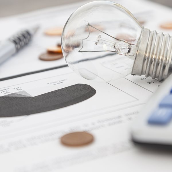 Οι νέοι τιμοκατάλογοι για το ηλεκτρικό ρεύμα