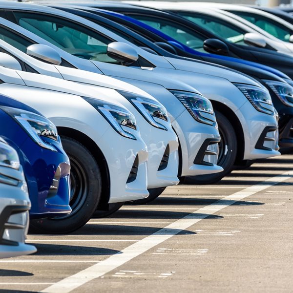 "Τέλος" η ταλαιπωρία των πολιτών στις μεταβιβάσεις οχημάτων