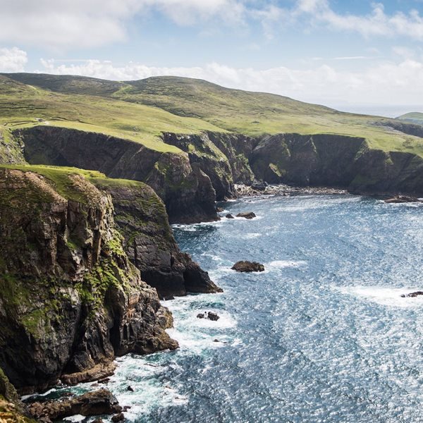 Ένα μαγικό νησί της Ιρλανδίας αναζητά νέους κατοίκους
