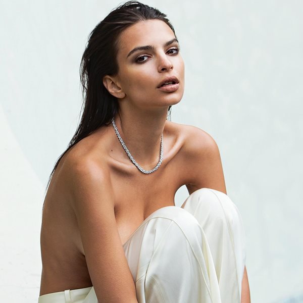 60 φορές που η Emrata έριξε το Instagram