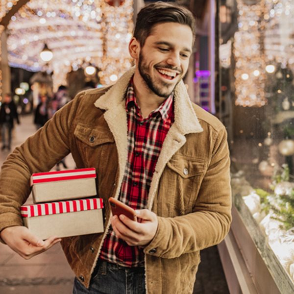 Ποια είναι τα καλύτερα χριστουγεννιάτικα δώρα για άντρες