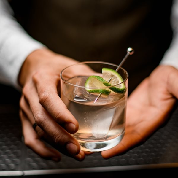 Για 3η συνεχόμενη χρονιά, το κέντρο της Αθήνας χτυπά στον παλμό των Urban Alchemies parties!