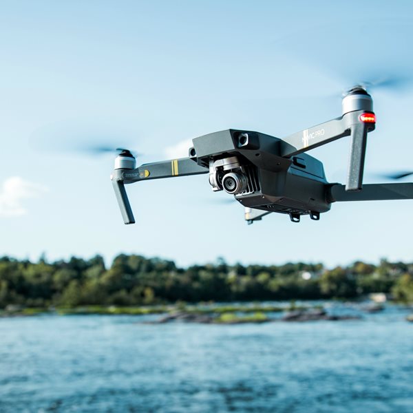 Έρχονται τα drones της Amazon