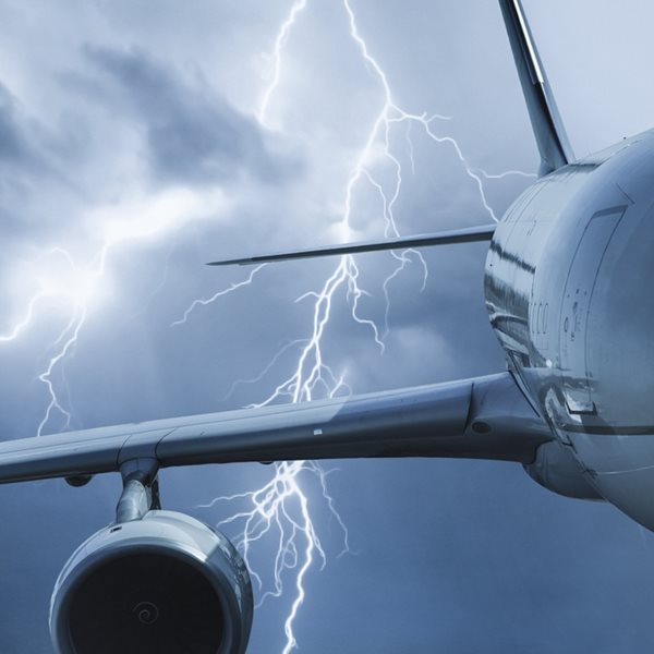 Γιατί φοβόμαστε τα αεροπλάνα ενώ είναι τα πιο ασφαλή μέσα μεταφοράς