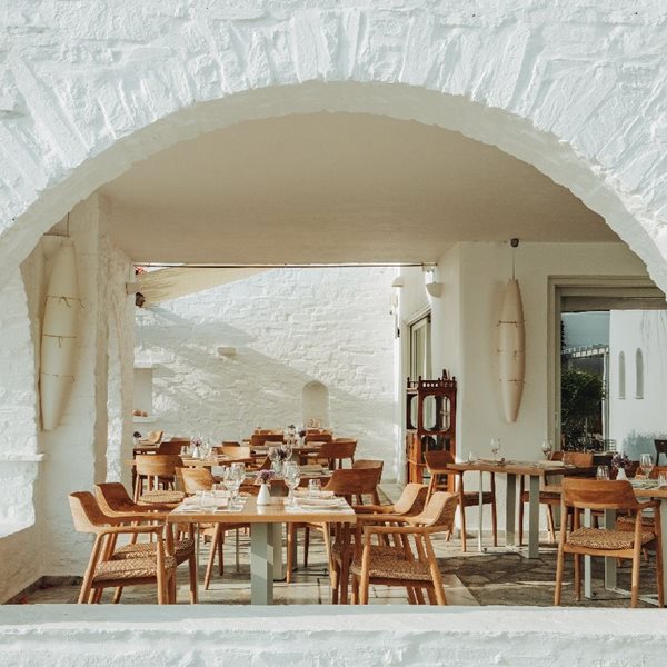 Ένα συναρπαστικό γαστρονομικό ταξίδι στο εστιατόριο Nefeli από τον σεφ Λευτέρη Λαζάρου