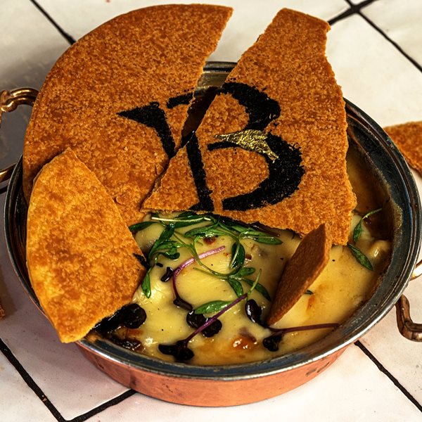 Η πιο viral πίτα της εστιατορικής Αθήνας