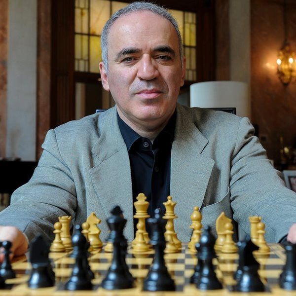 O Garry Kasparov και μία άποψη για την πραγματικότητα
