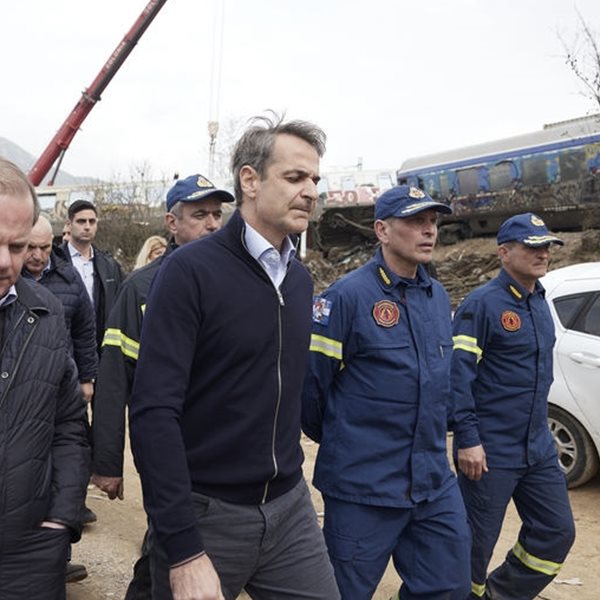 Τα σενάρια των εκλογών, μετά τη σύγκρουση τρένων στα Τέμπη