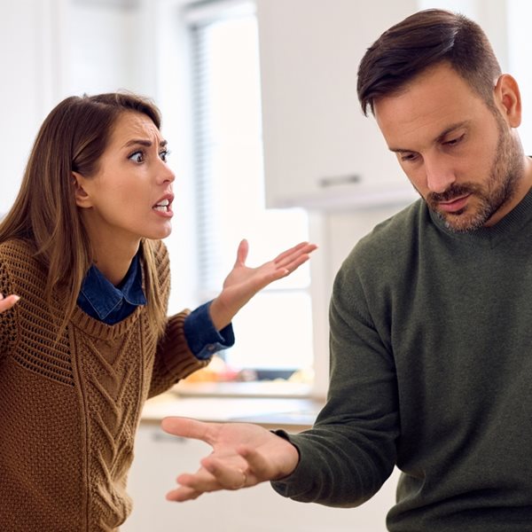 Το κόλπο για να σταματήσεις έναν τσακωμό πριν καν ξεκινήσει