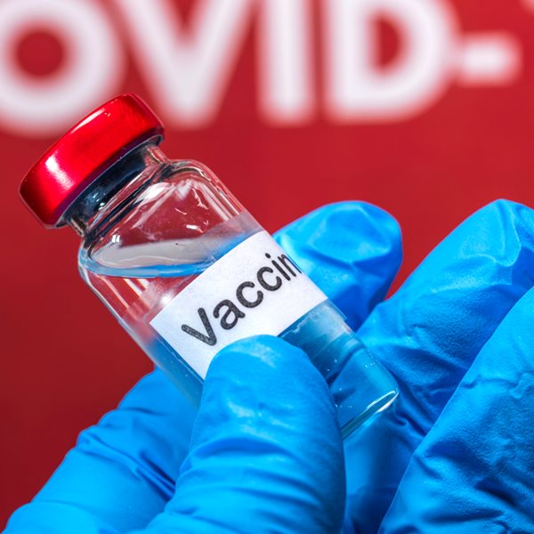 Ανησυχία στην Κομισιόν για τις καθυστερήσεις των δόσεων του εμβολίου για τον κορονοϊό