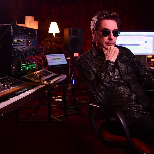 Jean-Michel Jarre, είσαι πάντα τόσο cool;