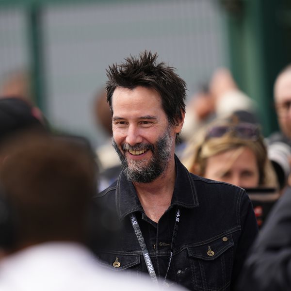 The Book of Elsewhere, το πρώτο του μυθιστόρημα του Keanu Reeves