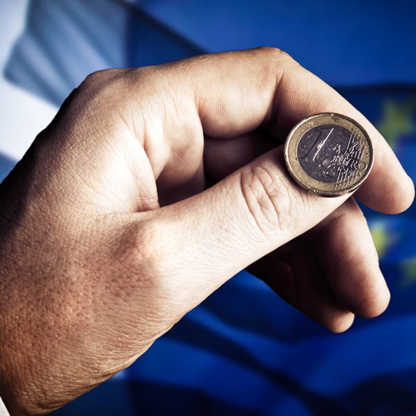 Το ελληνικό χρέος γίνεται ανάρπαστο. Αλλά τι σημαίνει αυτό;