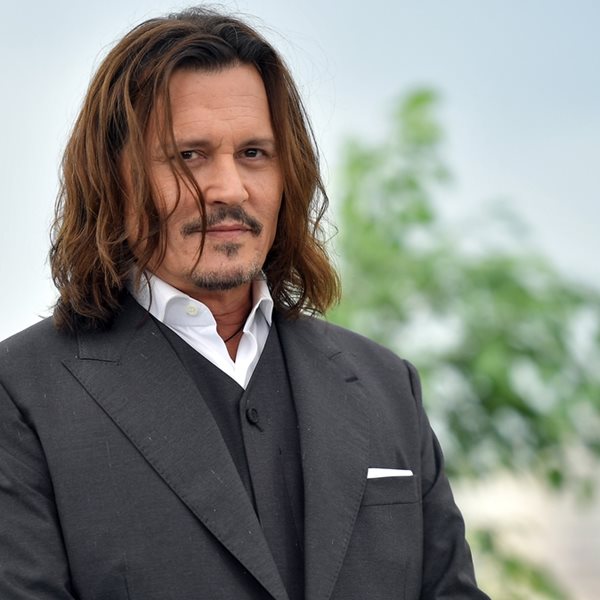 O Johnny Depp επιστρέφει στη σκηνοθεσία