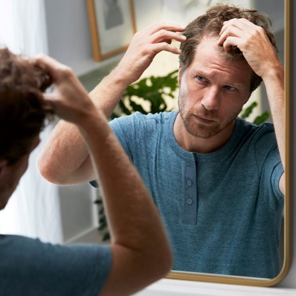 Πώς να προλάβεις πραγματικά την τριχόπτωση