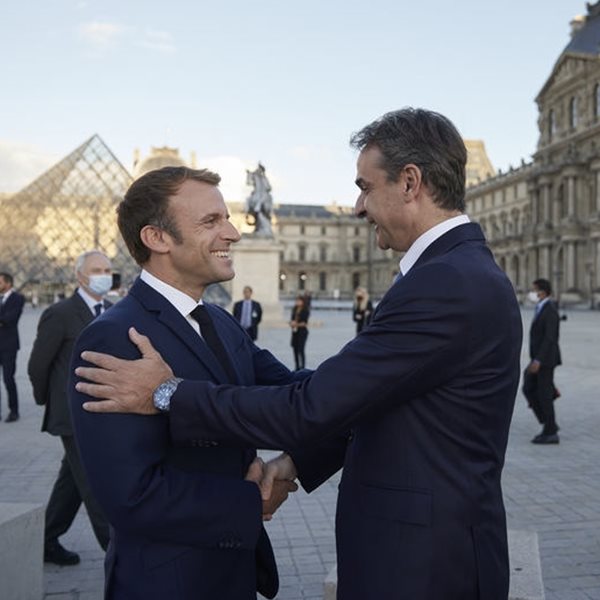 Η Γαλλία, ξανά δίπλα στην Ελλάδα