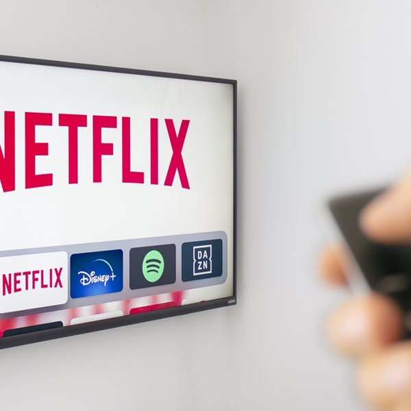 To Netflix αποκτά διαφημίσεις, το τέλος μιας χρυσής εποχής πλησιάζει