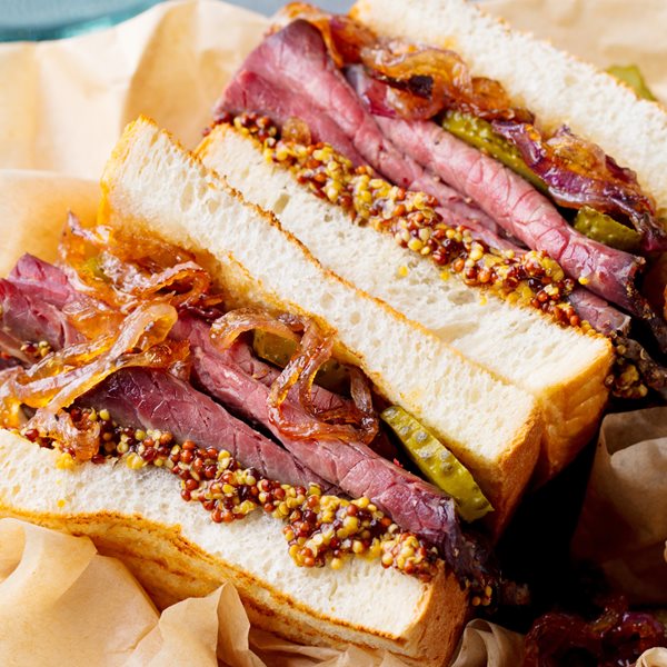 Μάλλον το νοστιμότερο club sandwich που μπορείς να φτιάξεις