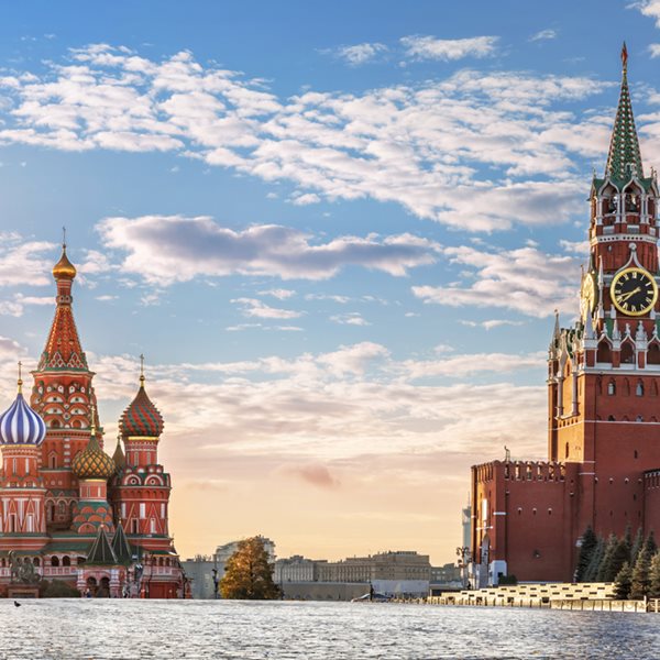 Η Ρωσία εξάγει 'παιδεία' στην κινεζική αγορά