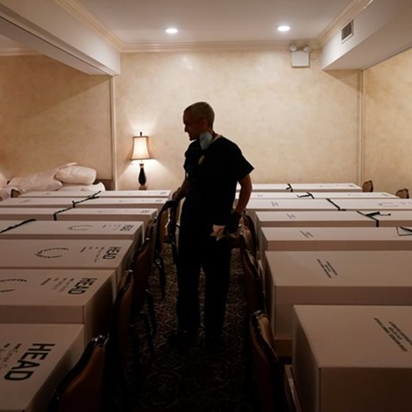 Στα αποτεφρωτήρια της Νέας Υόρκης, οι φωτογραφίες