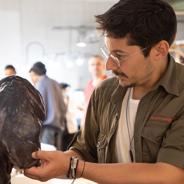 Ο Αλέξανδρος Τσιοτίνης μαγειρεύει (και) στο Youtube