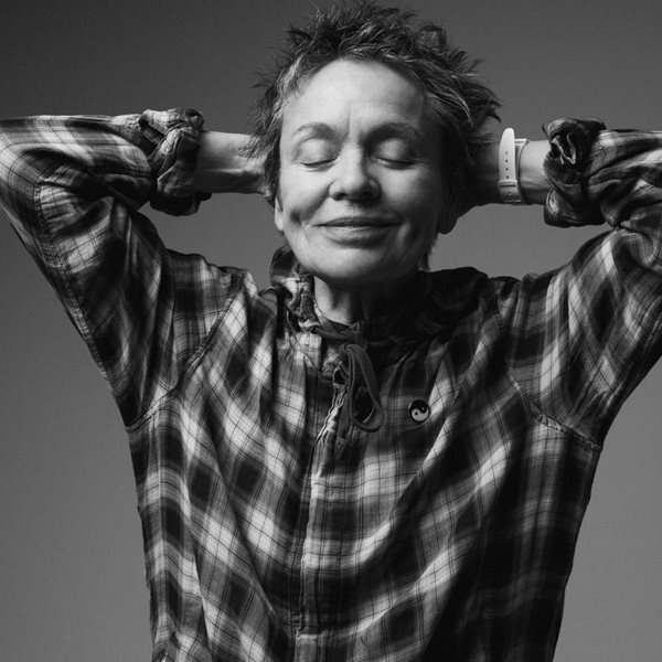 Γιατί θέλω να ξαναδώ τη Laurie Anderson στο Ηρώδειο