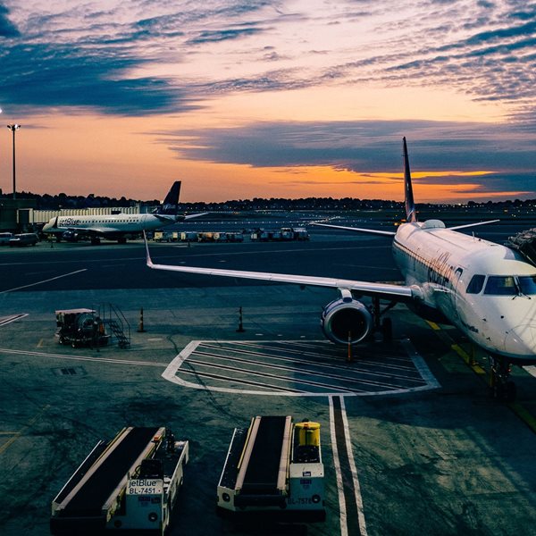 Με μία μικρή θυσία στα social media, μπορείς να ταξιδέψεις δωρεάν για έναν χρόνο