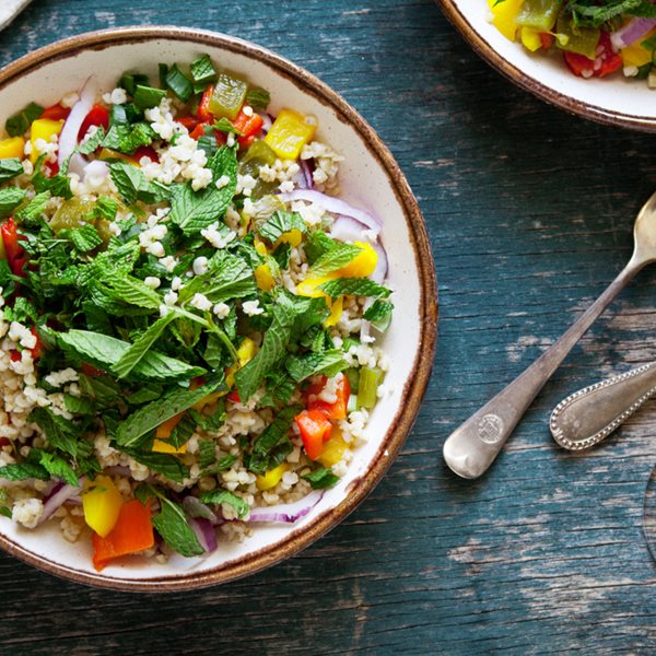 To κόλπο για να διατηρείς φρέσκια τη σαλάτα στο ψυγείο