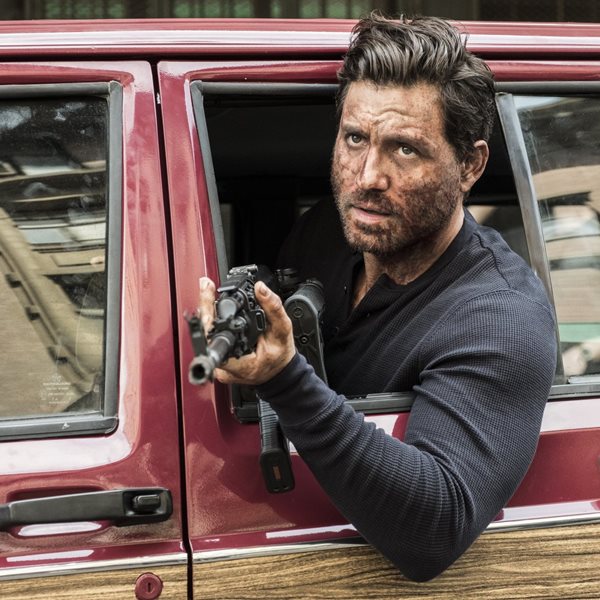 8 σειρές του Netflix για τις οποίες θα μιλούν όλοι τους επόμενους μήνες