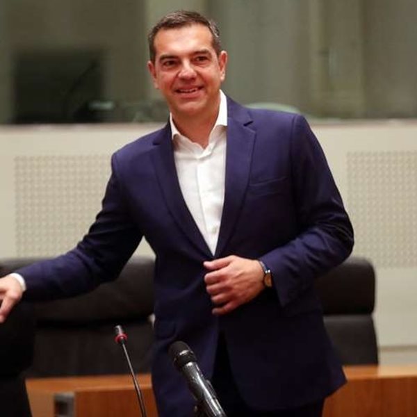 Στον ΣΥΡΙΖΑ ψάχνουν μέρες τον Αλέξη Τσίπρα, κι εκείνος εμφανίστηκε στο OAKA για τον Παναθηναϊκό