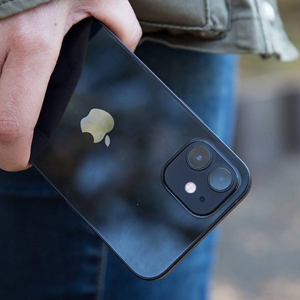 Πώς θα μετατρέψεις το πίσω μέρος του iPhone σε έξτρα πλήκτρο