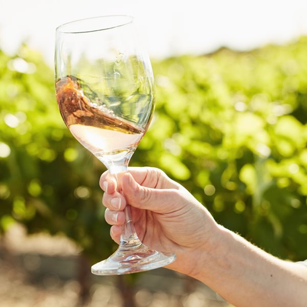 Δύο από τα καλύτερα ροζέ κρασιά του κόσμου για το 2022 είναι ελληνικά