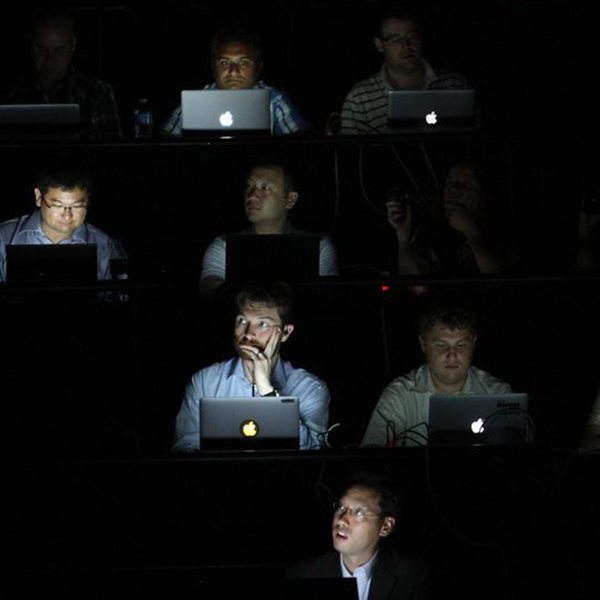 Οι αρνητικές επιπτώσεις του πορνό στον εργασιακό χώρο