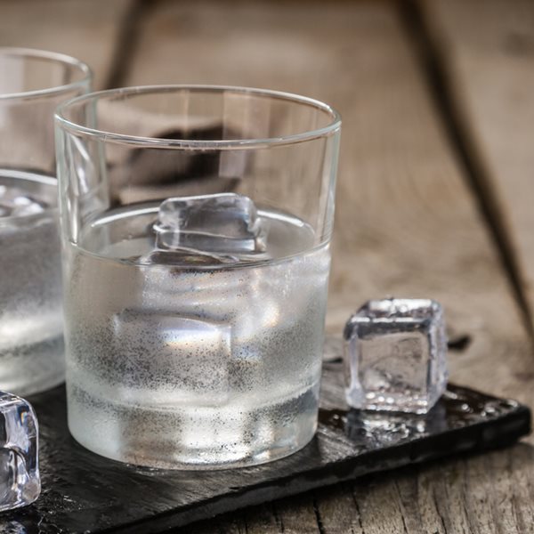 Πότε θα σταματήσει το εμπάργκο των bartenders στη βότκα;