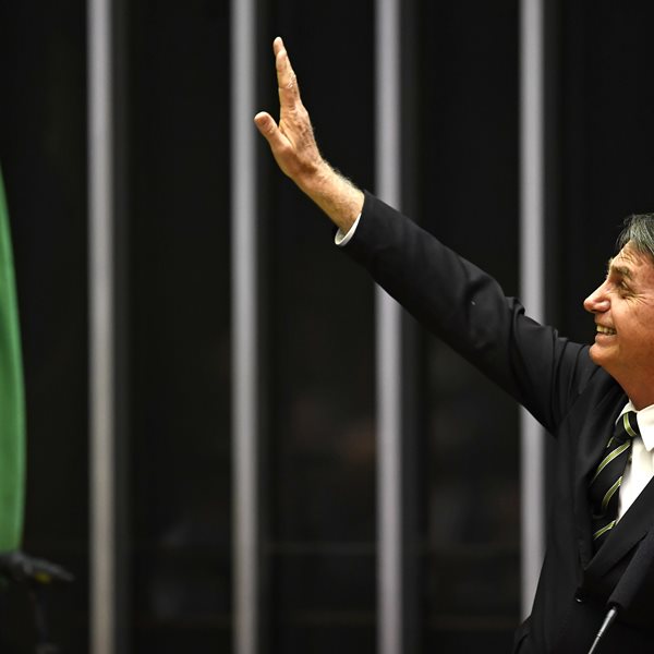 Κι όμως, η δημοτικότητα του Jair Bolsonaro αυξάνεται