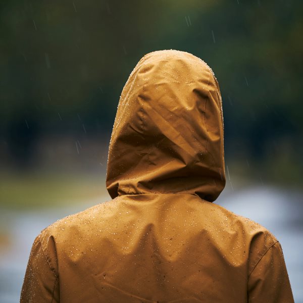 Γιατί είναι καλύτερο να περπατάς όταν βρέχει