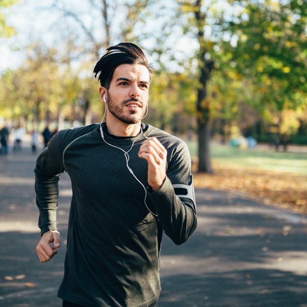 Οι καλύτερες αεροβικές ασκήσεις για να πάρεις γρήγορα τα πάνω σου